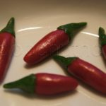 chilli papričky - ozdoba na dort