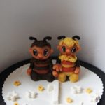 marcipanové figurky na dort čmelda a brumda